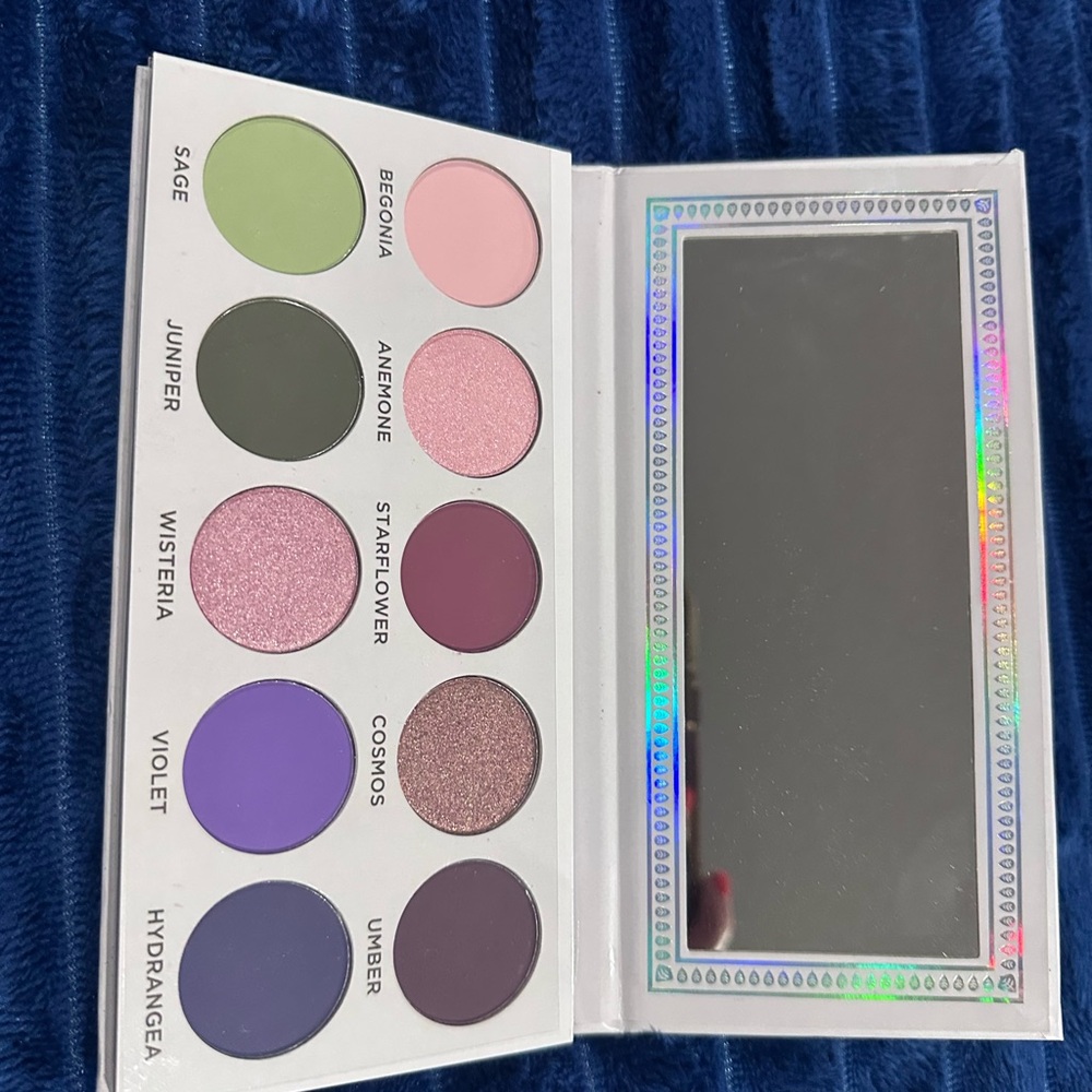 Ace Beaute Violet Sage Skincare Palette - Green and Purple